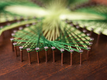 Load image into Gallery viewer, String Art - Four-leaf Clover