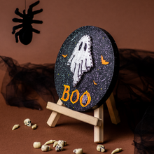 Load image into Gallery viewer, String Art Halloween - Spooky Ghost